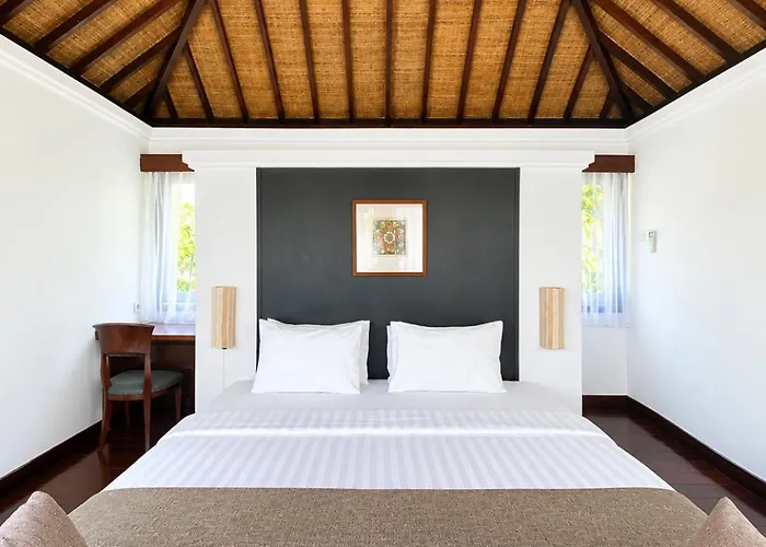 Otel The Wangsa Hotel And Villas Nusa Dua 4*